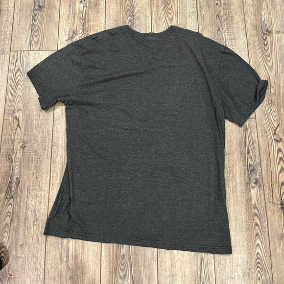 Lot of 2 Men's Graphic T-Shirts - O'Neill & Quiksilver - Size XXL - Picture 3 of 12